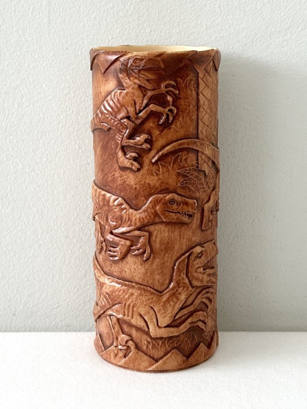 Universal Studios Jurassic Park World Tiki Mug Velociraptor Dinosaur Plastic Cup